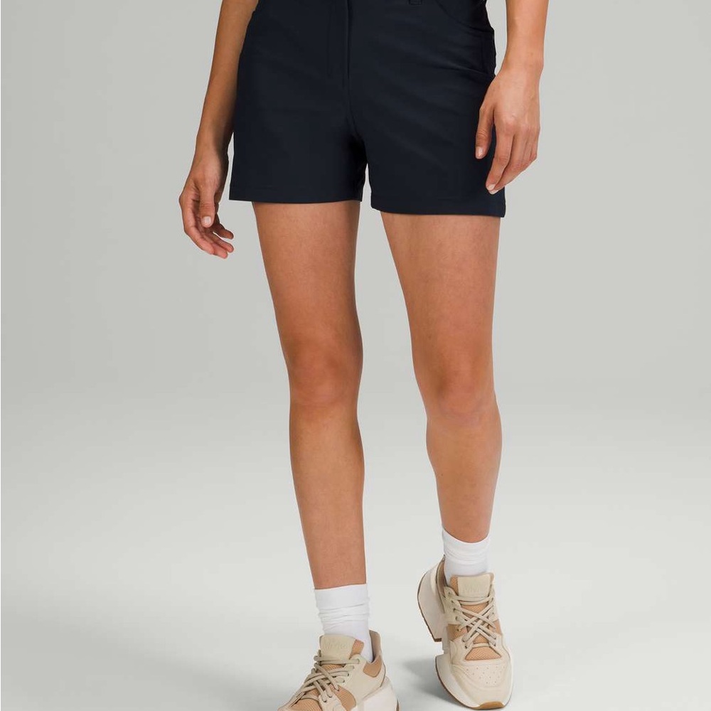 Lululemon City Sleek 5 Pocket Pant High Rise Short 4 in. - Size 25 in Black - Picture 6 of 7